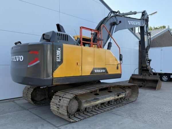 Used Volvo EC220EN Excavator for Sale