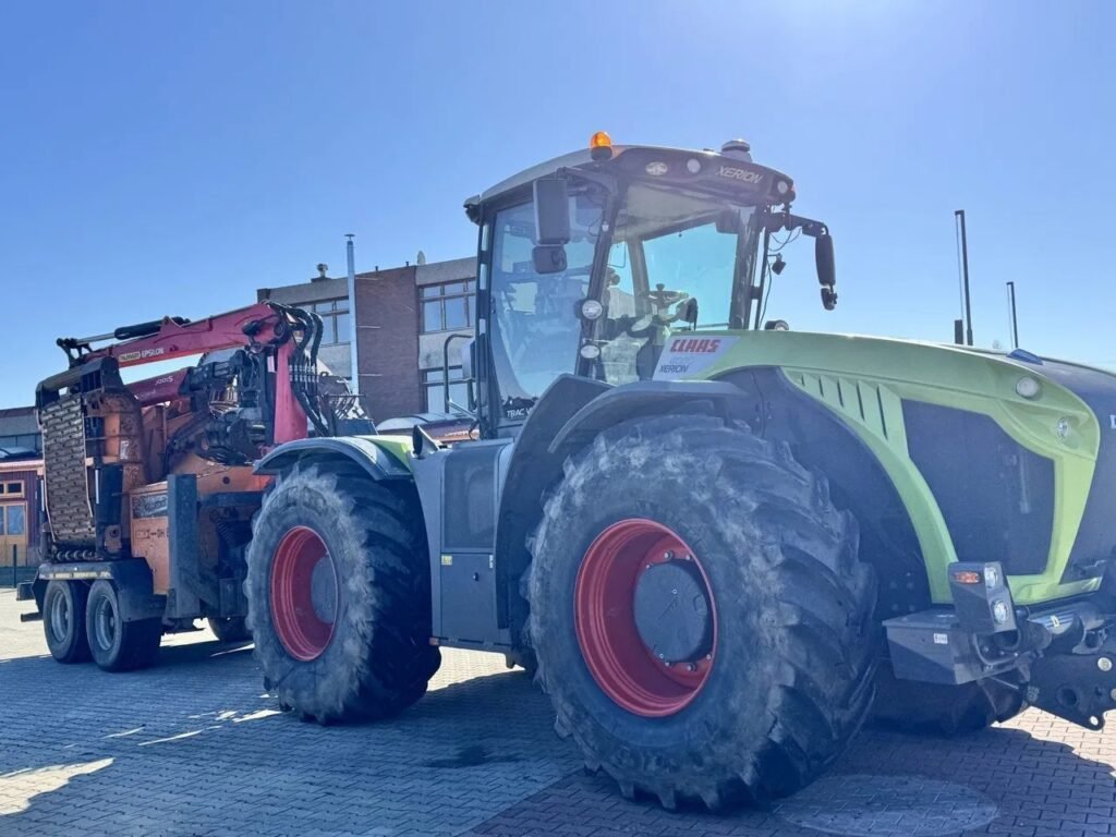 Buy Claas Xerion 783 SSF 40 Tractor