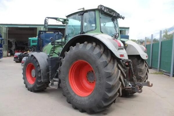Fendt Favorit 822 Turboshift