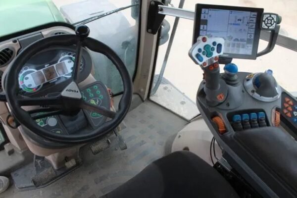Fendt Favorit 822 Turboshift