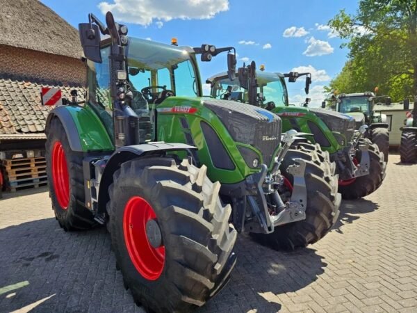 Buy Fendt 724 Vario Gen6 Tractor