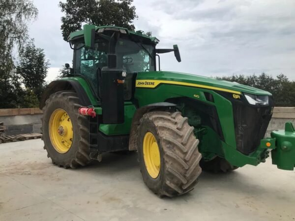 John Deere 8R410 Tractor