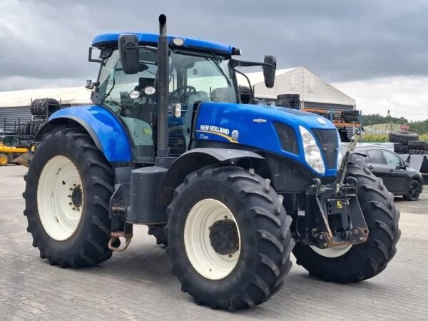 Buy New Holland T7.220 AC Tractor