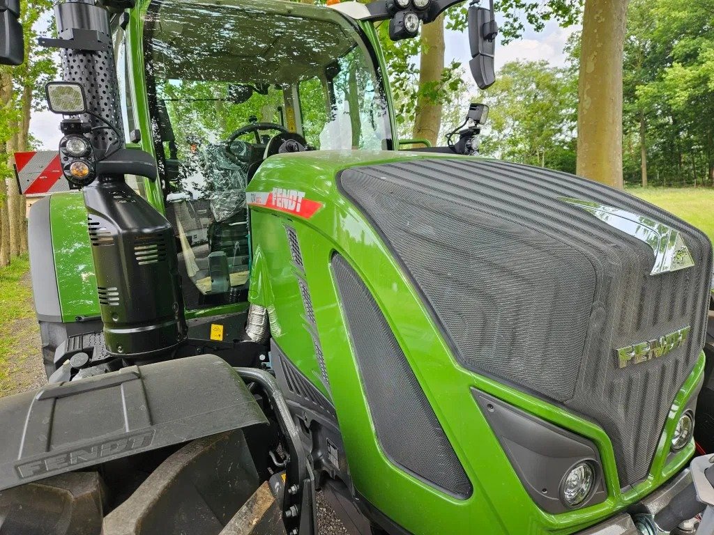 Buy Fendt 724 Vario Gen6 Tractor