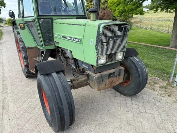 Buy Fendt Farmer 306 LS Tractor