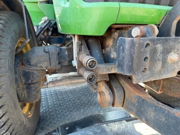 Buy John Deere 3520 Kommunal Utility Tractor