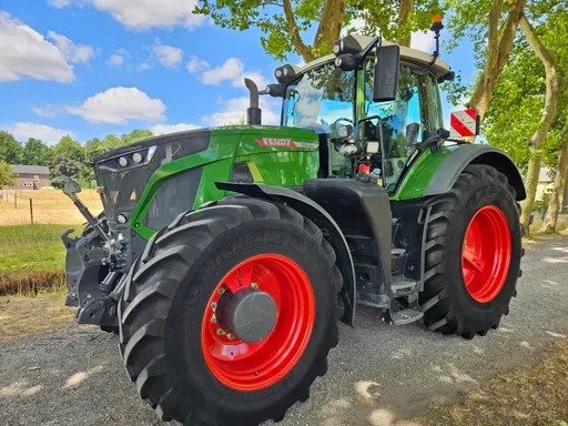 Buy Fendt 724 S4 Profi Plus Tractor