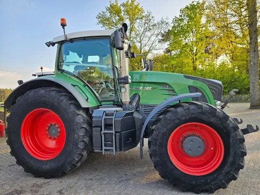 Buy Fendt 724 S4 Profi Plus Tractor