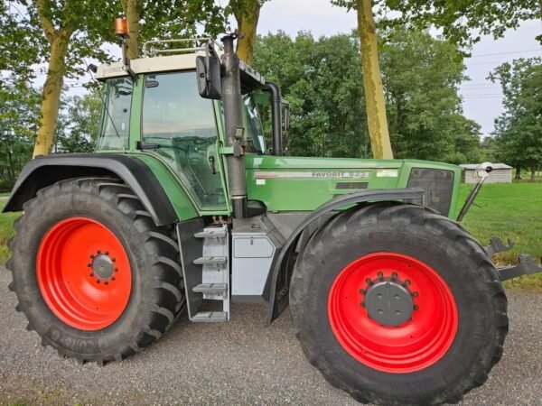 Fendt Favorit 822 Turboshift
