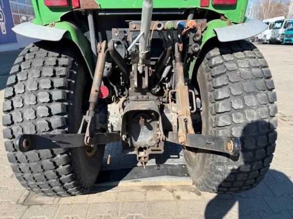 Buy John Deere 3520 Kommunal Utility Tractor