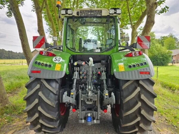 Buy Fendt 724 Vario Gen6 Tractor