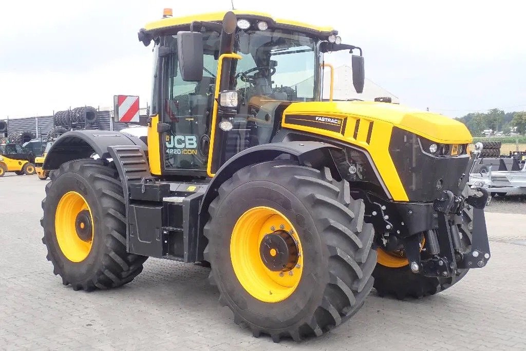 Buy JCB Fastrac 4220 iCON