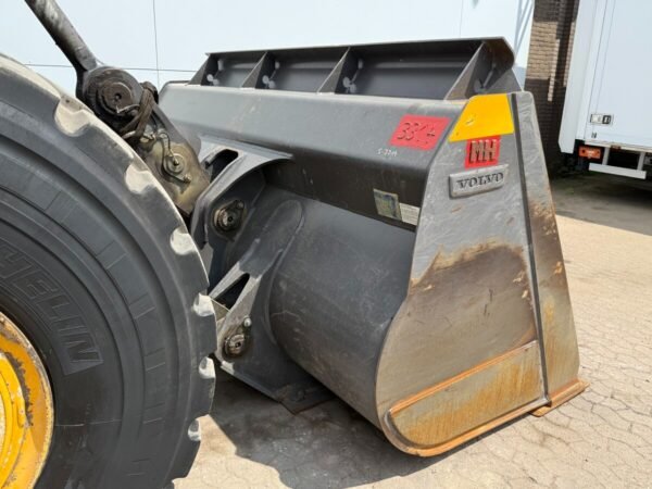 Volvo L350F Wheel Loader for Sale