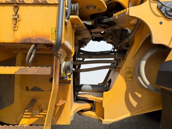 Volvo L220G Wheel Loader for Sale