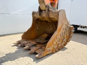 Hitachi ZX490LCH‑6 excavator