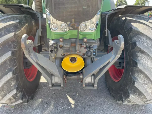 Buy Fendt 828 Vario Profi Plus Tractor for sale