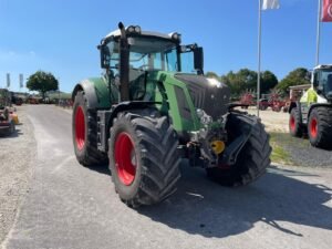 Buy Fendt 828 Vario Profi Plus Tractor for sale