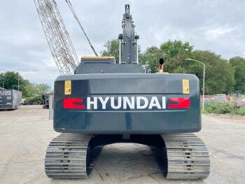 Hyundai R245LR Smart Plus excavator
