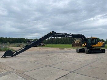 Hyundai R245LR Smart Plus excavator