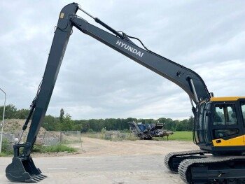 Hyundai R245LR Smart Plus excavator