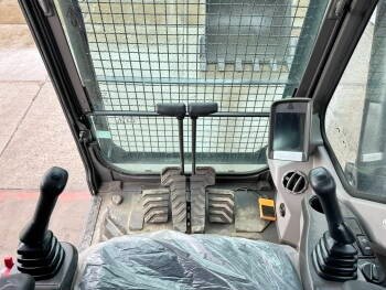 Volvo EC220D excavator for Sale – Powerful 123 kW, 22 t Class with ECO Mode
