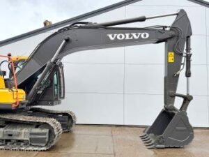 Volvo EC220D excavator