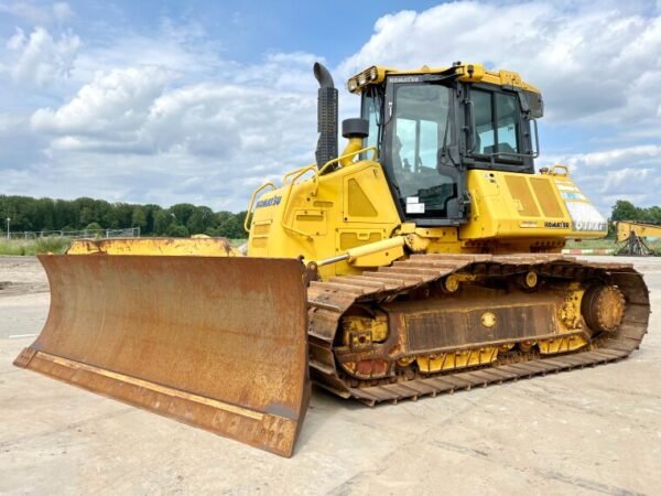Komatsu D61PXi-24 Dozer for Sale