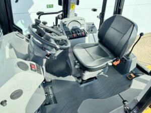 Caterpillar 424 4WD Backhoe Loader for Sale
