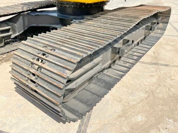 JCB 245HDLR Long‑Reach Excavator