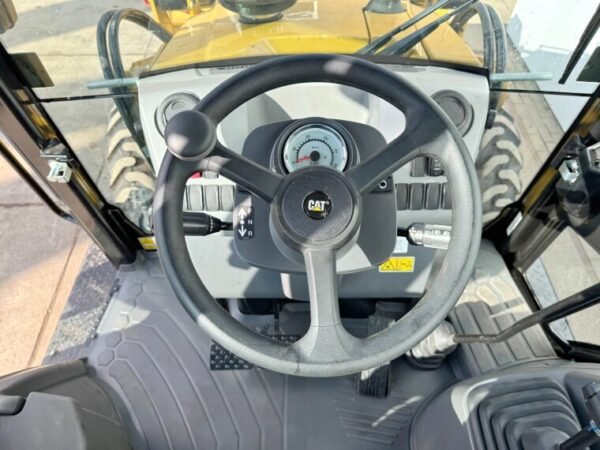 Caterpillar 424 4WD Backhoe Loader for Sale