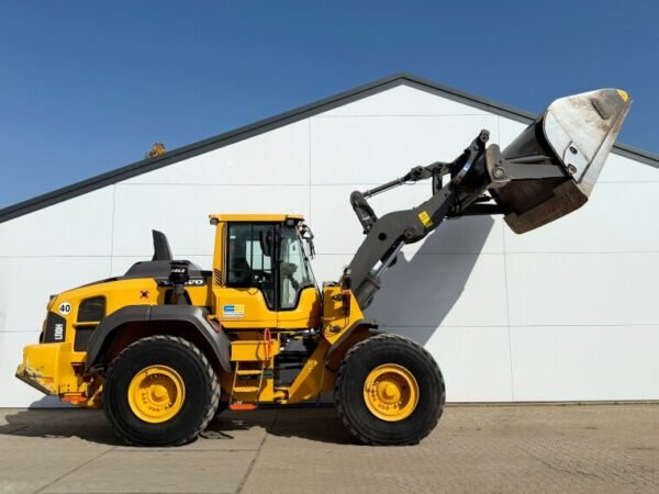Volvo L110H Wheel Loader for Sale