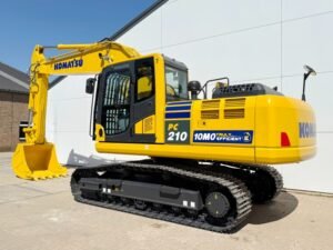 Komatsu PC210‑10M0 excavator