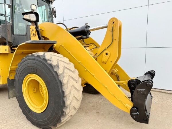 Caterpillar 962M Wheel Loader for Sale