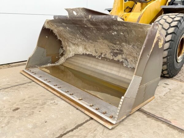 Caterpillar 966M Wheel Loader for Sale