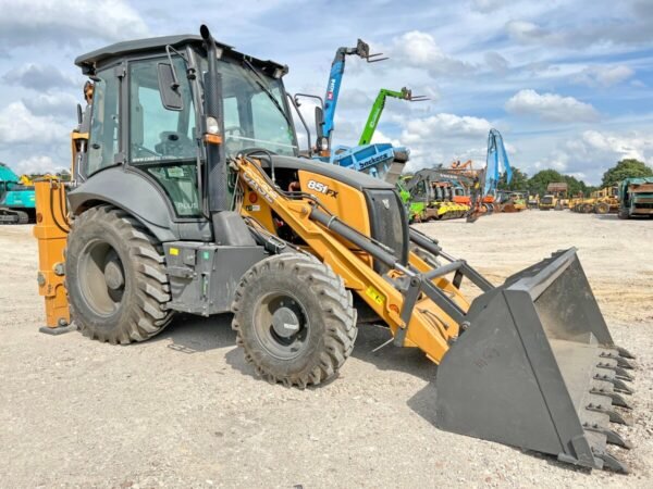 Case 851FX Plus Backhoe Loader for Sale