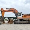 Liebherr R976 LCV excavator