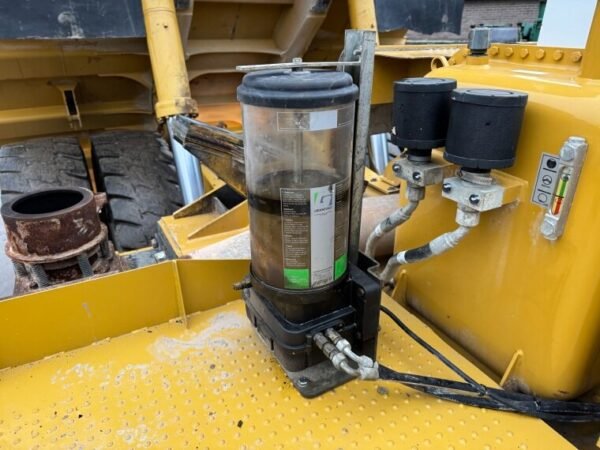 Caterpillar 777G Dump Truck for Sale