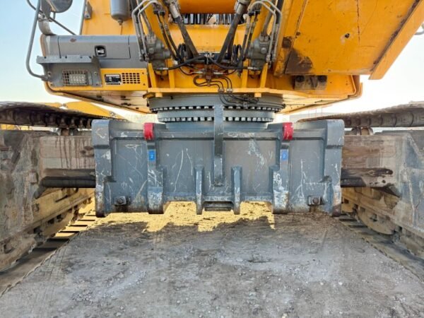Liebherr R944C UHD demolition excavator