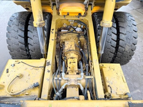 Caterpillar 777G Dump Truck for Sale