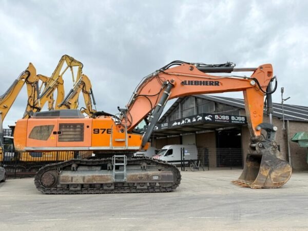 Liebherr R976 LCV excavator for sale