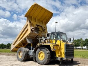 Komatsu HD405-7 Dump Truck for Sale
