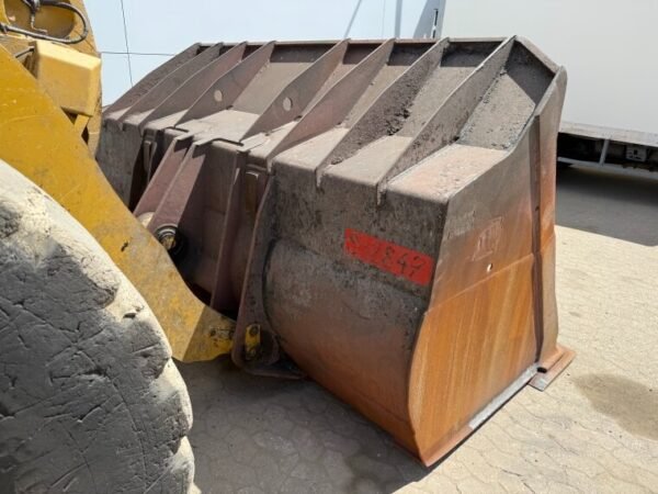 Caterpillar 966M Wheel Loader for Sale