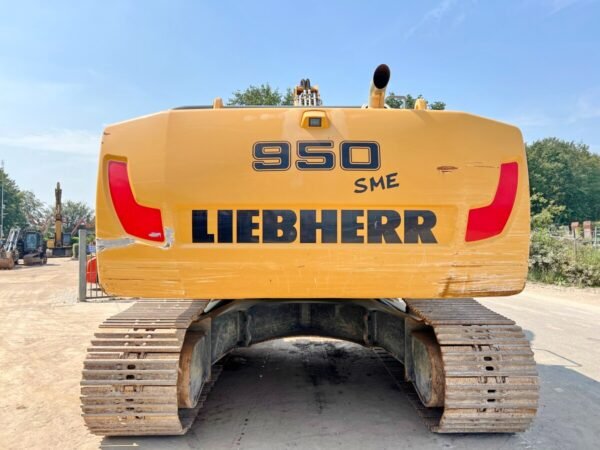 Liebherr R950 SHD excavator
