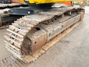 Komatsu PC490LC‑10 UHD demolition excavator