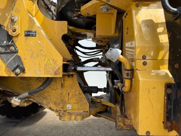 Caterpillar 966M Wheel Loader for Sale