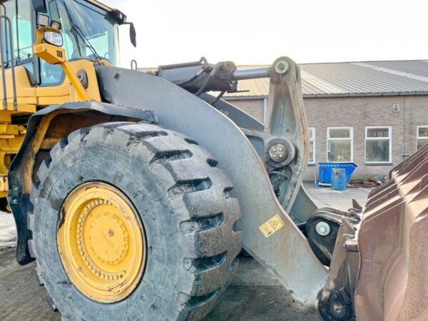 Volvo L350F Wheel Loader for Sale