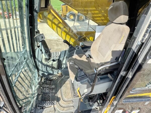 Caterpillar 345CL UHD 30 Meter Demolition excavator