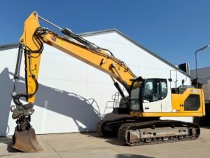 Liebherr R926 NLC excavator