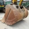 Komatsu PC700LC‑11 excavator