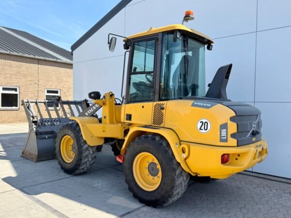 Volvo L30G Wheel Loader for Sale